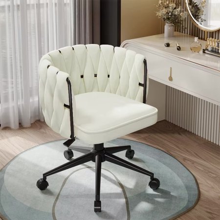 ابيض كريمي مع هيكل اسود